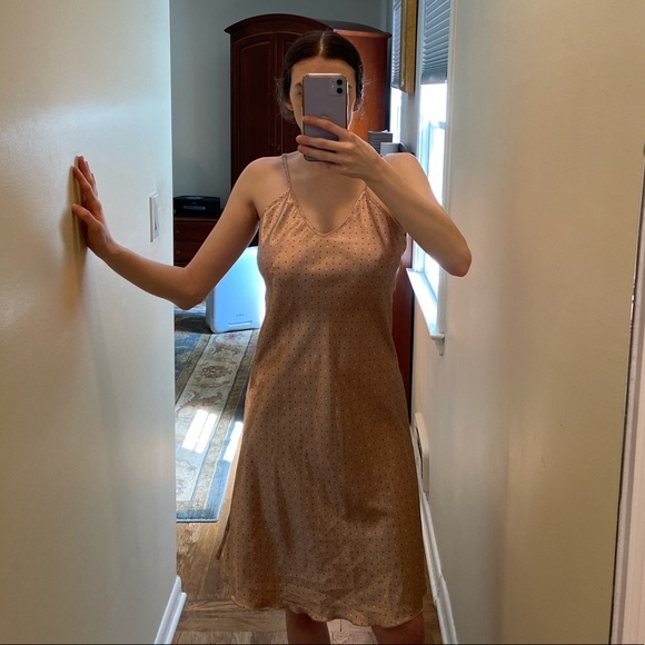 Bronze polka dot midi dress - Picture 3 of 4